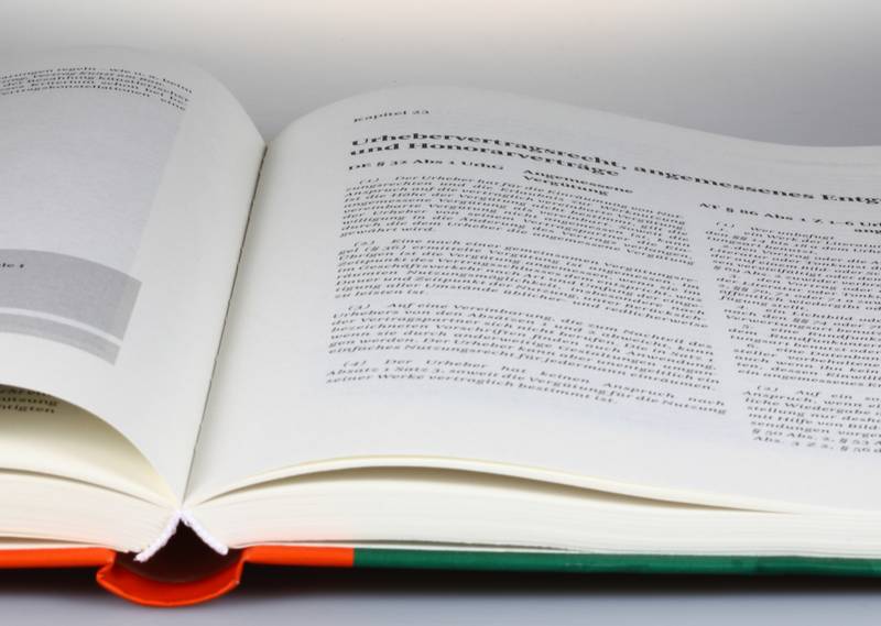 Eigenes Buch mit Hardcover drucken lassen in wenigen Schritten - Buch